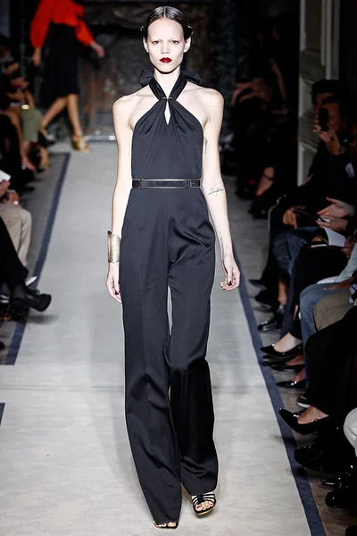 Look 3